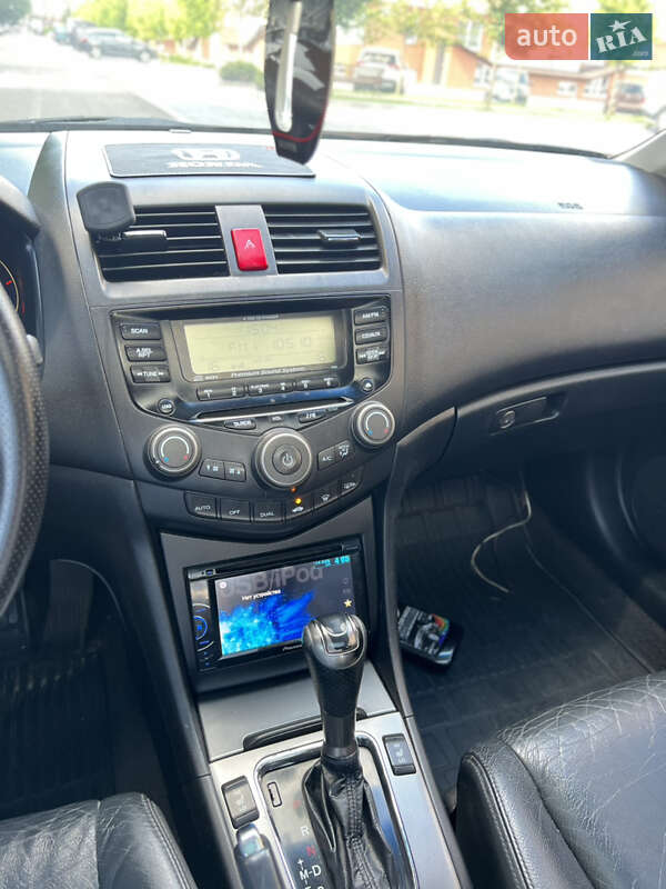 Седан Honda Accord 2006 в Києві