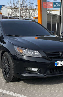 Седан Honda Accord 2015 в Киеве
