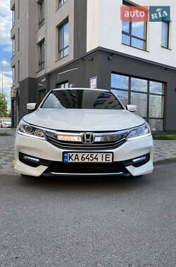 Седан Honda Accord 2016 в Чернигове