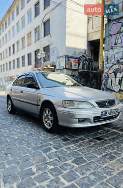 Седан Honda Accord 2000 в Одессе