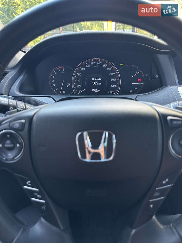Седан Honda Accord 2013 в Дніпрі