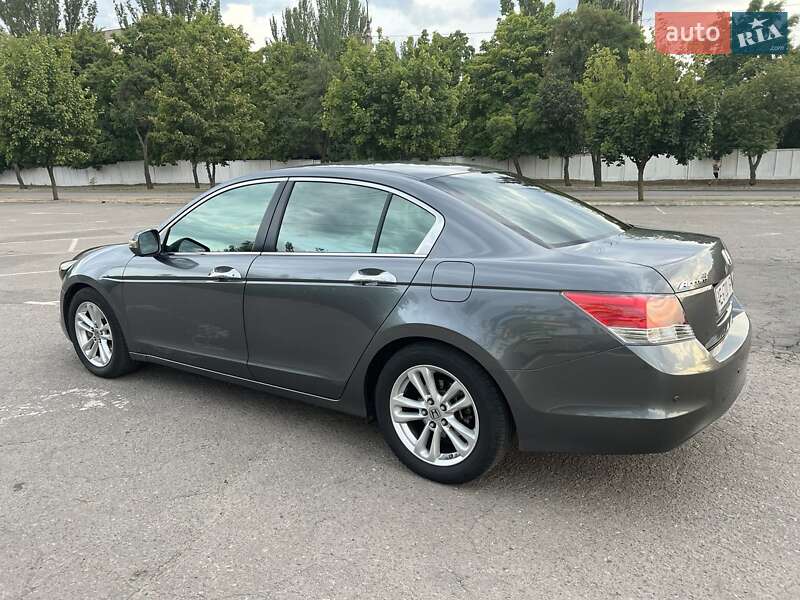 Седан Honda Accord 2008 в Кривому Розі