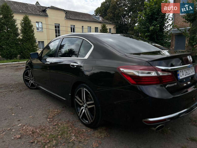 Седан Honda Accord 2017 в Ватутіному