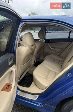 Седан Honda Accord 2006 в 