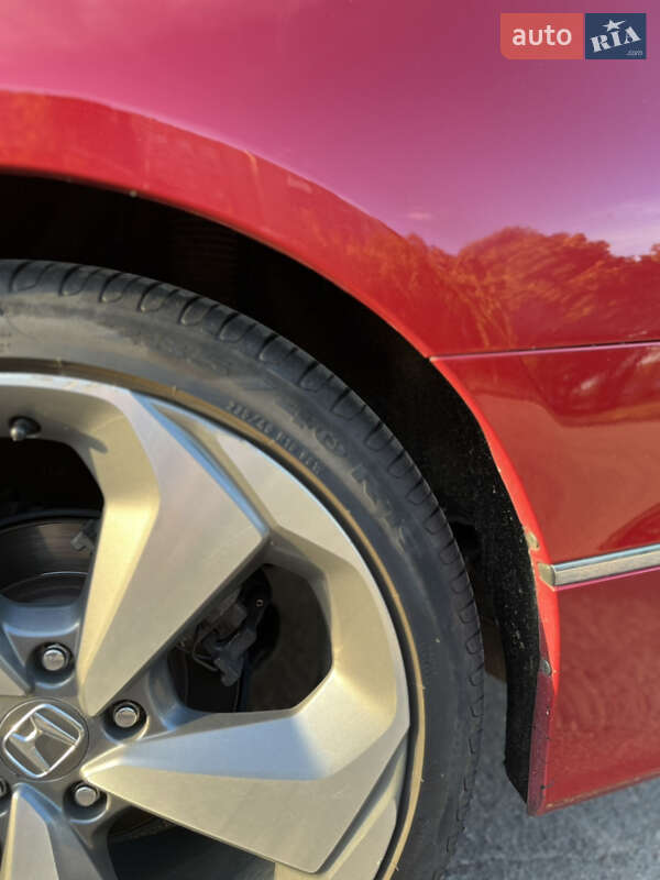 Седан Honda Accord 2018 в Днепре