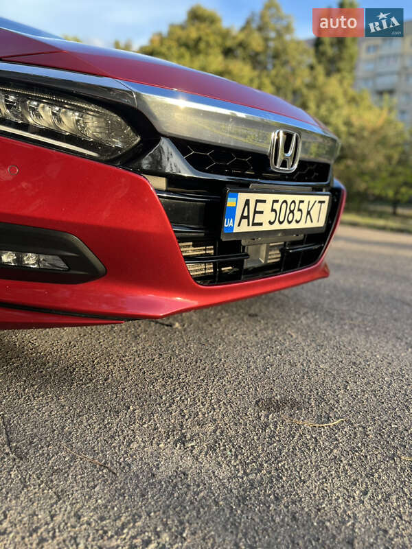 Седан Honda Accord 2018 в Днепре