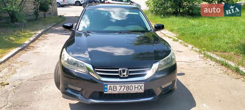 Седан Honda Accord 2015 в Виннице