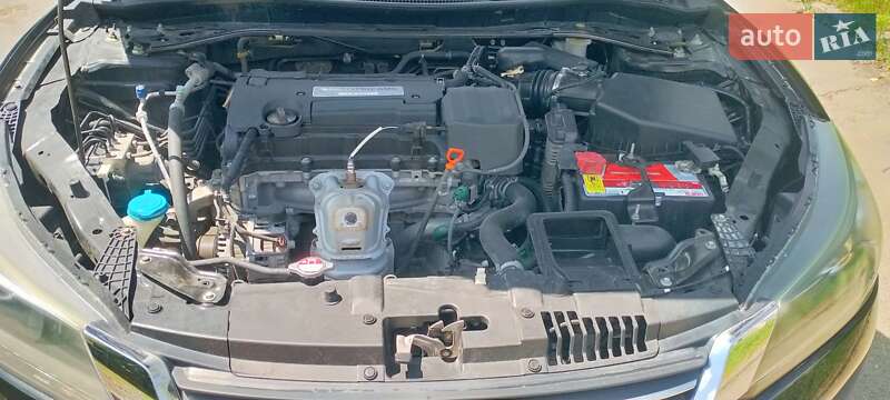 Седан Honda Accord 2015 в Виннице