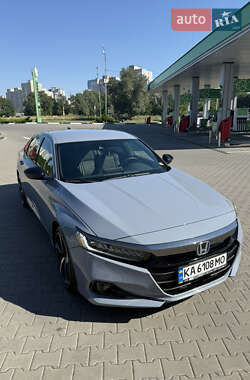 Седан Honda Accord 2022 в Киеве