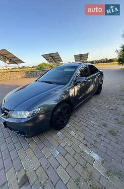 Седан Honda Accord 2003 в Литине