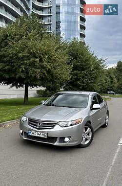 Седан Honda Accord 2008 в Києві