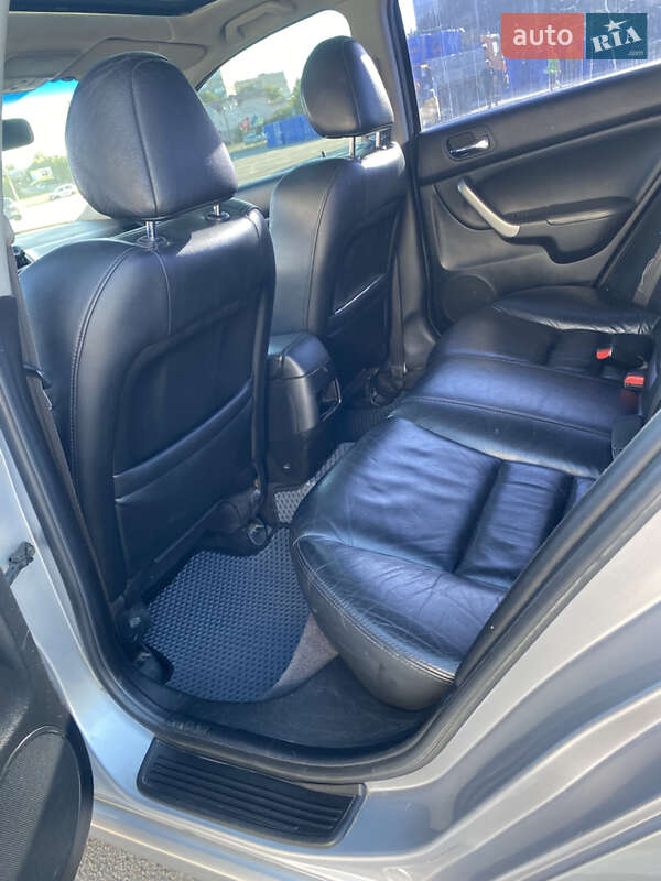 Седан Honda Accord 2004 в Кам'янець-Подільському