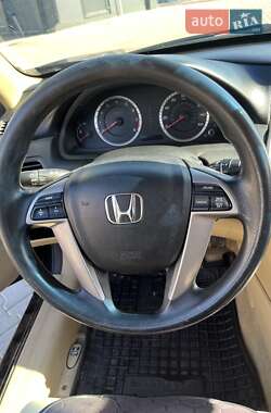 Седан Honda Accord 2012 в Ланівці