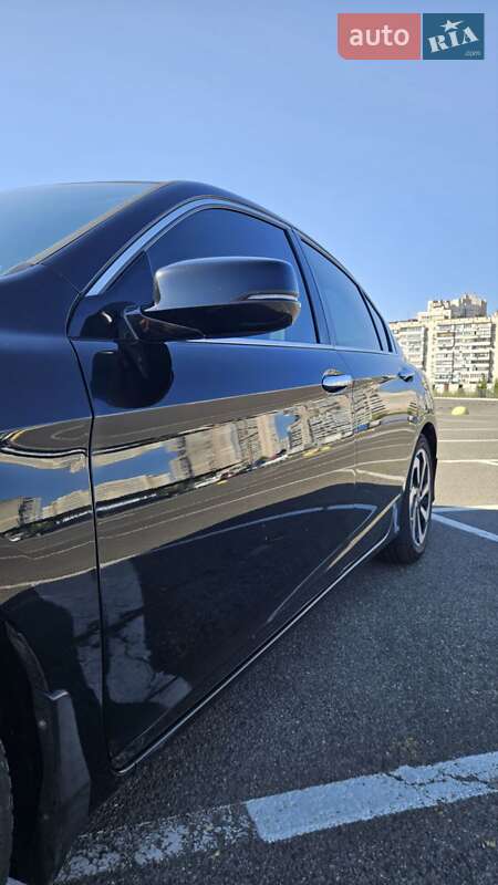 Седан Honda Accord 2017 в Києві
