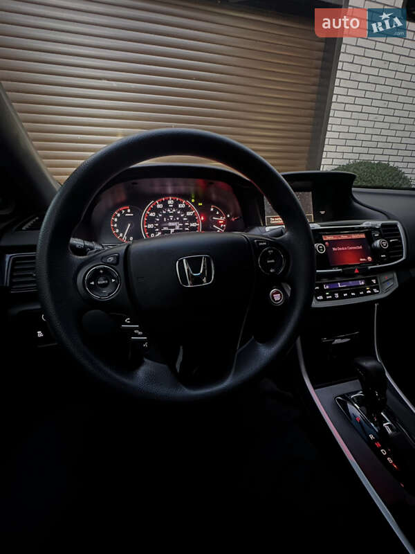 Купе Honda Accord 2013 в Умані