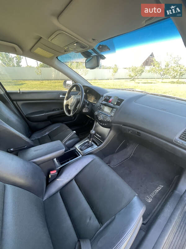 Седан Honda Accord 2006 в Києві