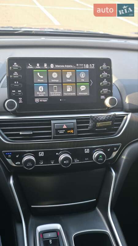 Седан Honda Accord 2018 в Киеве