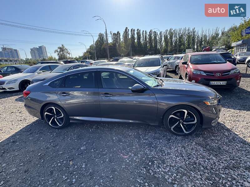 Седан Honda Accord 2020 в Киеве