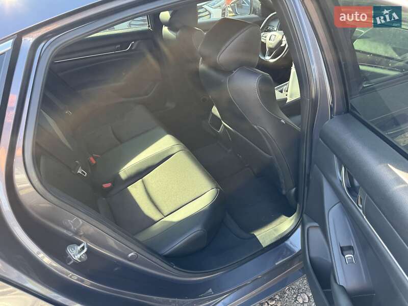 Седан Honda Accord 2020 в Киеве