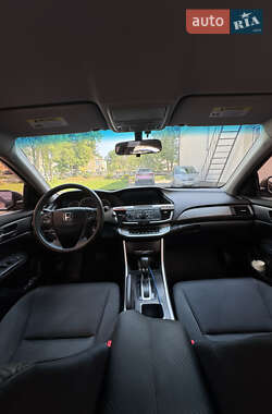 Седан Honda Accord 2014 в 