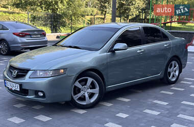 Седан Honda Accord 2004 в 