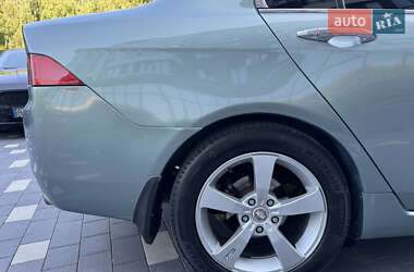 Седан Honda Accord 2004 в 