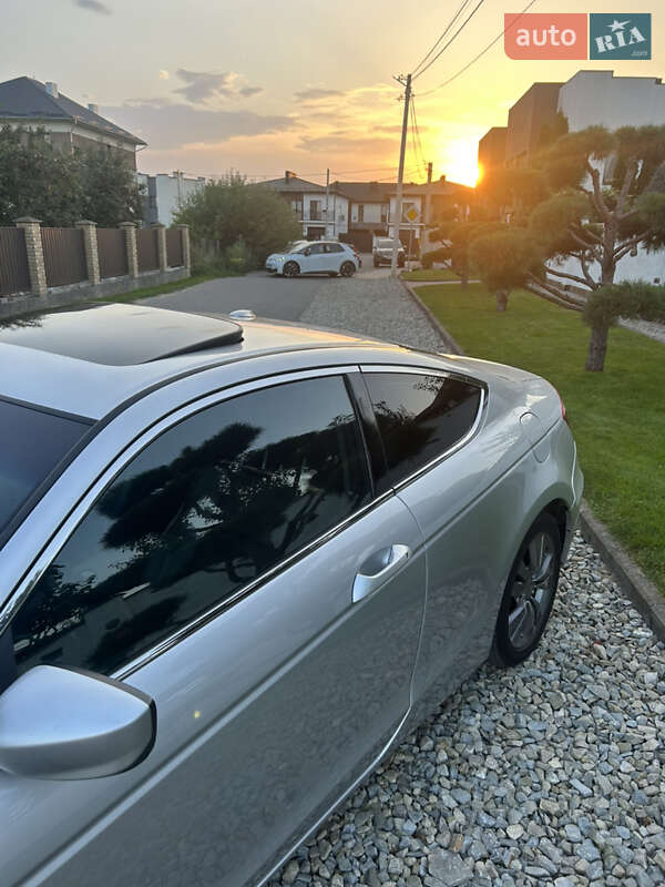 Купе Honda Accord 2012 в Ивано-Франковске