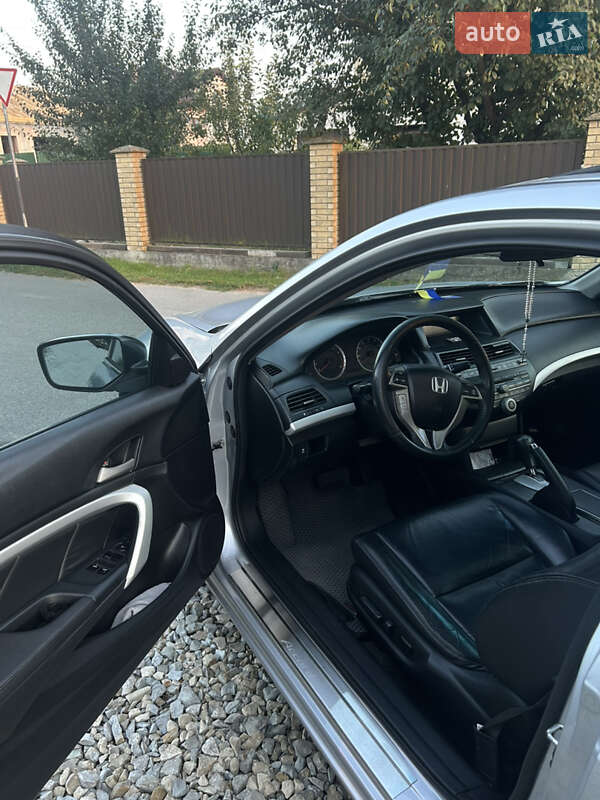 Купе Honda Accord 2012 в Ивано-Франковске