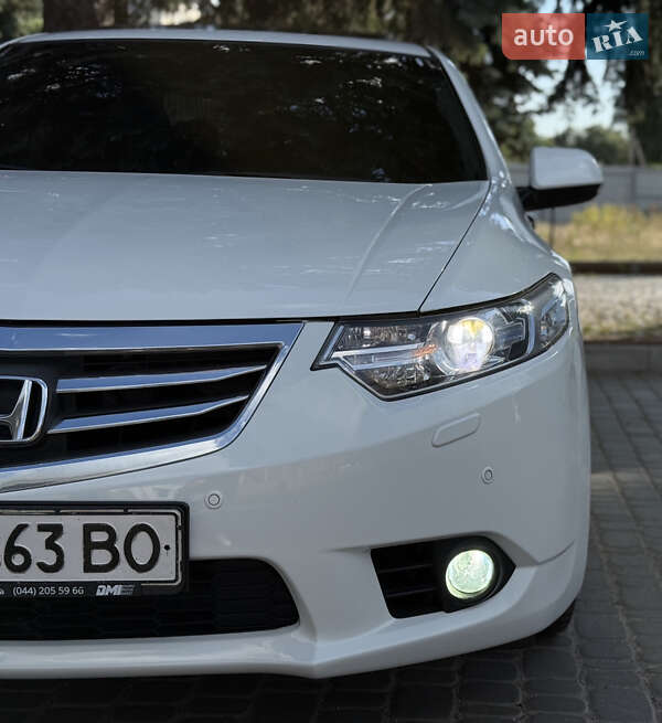 Седан Honda Accord 2012 в Кропивницком