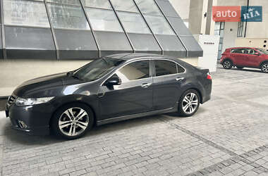 Седан Honda Accord 2011 в Хмільнику