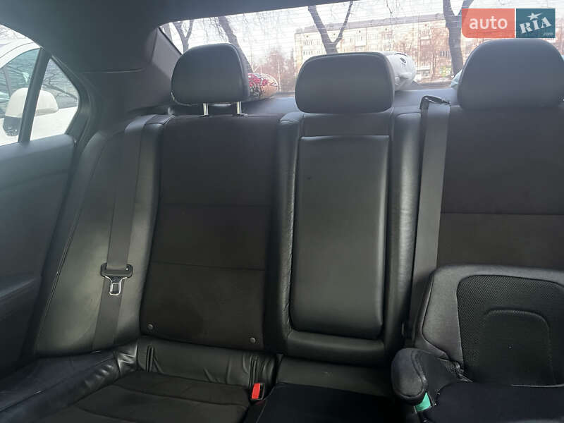 Седан Honda Accord 2011 в Києві