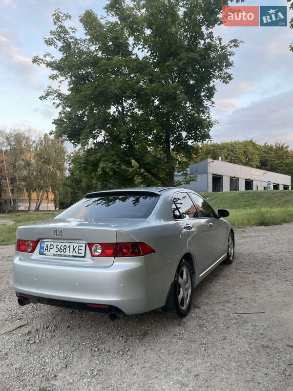Седан Honda Accord 2004 в Харькове