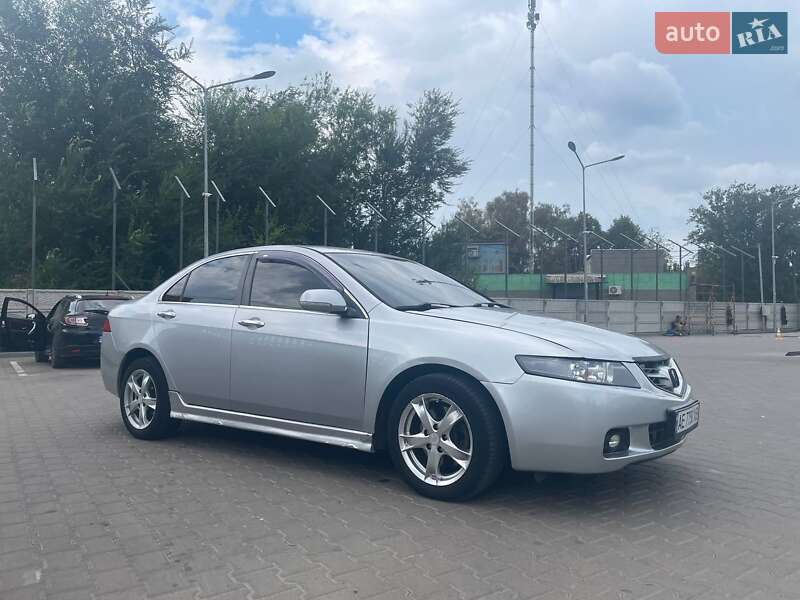 Седан Honda Accord 2005 в Кривом Роге