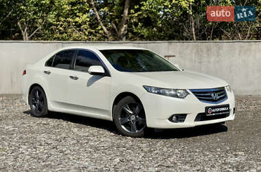 Седан Honda Accord 2011 в Києві