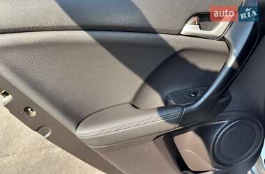 Седан Honda Accord 2011 в 