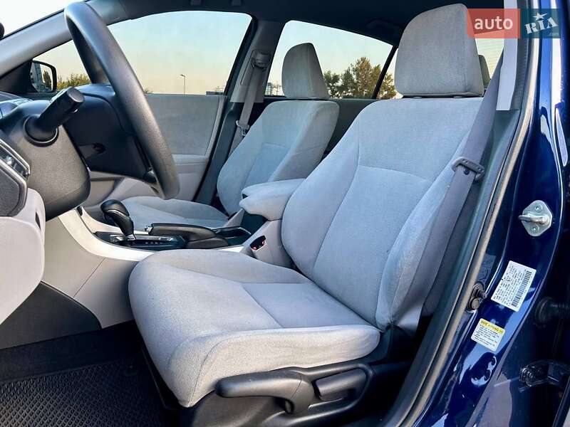 Седан Honda Accord 2013 в Киеве