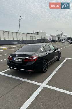 Седан Honda Accord 2016 в 
