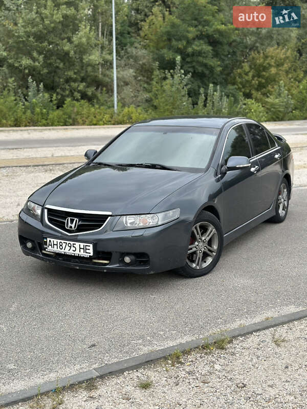 Седан Honda Accord 2005 в 