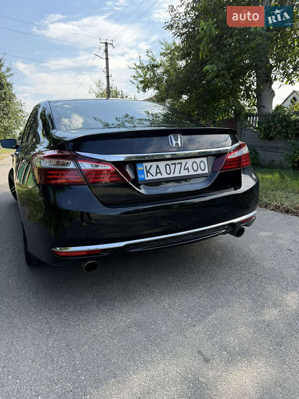 Седан Honda Accord 2016 в Хмельницком