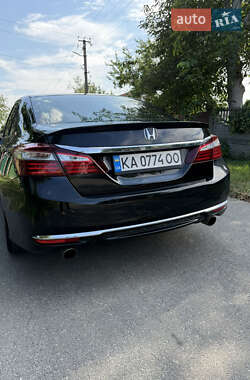 Седан Honda Accord 2016 в 