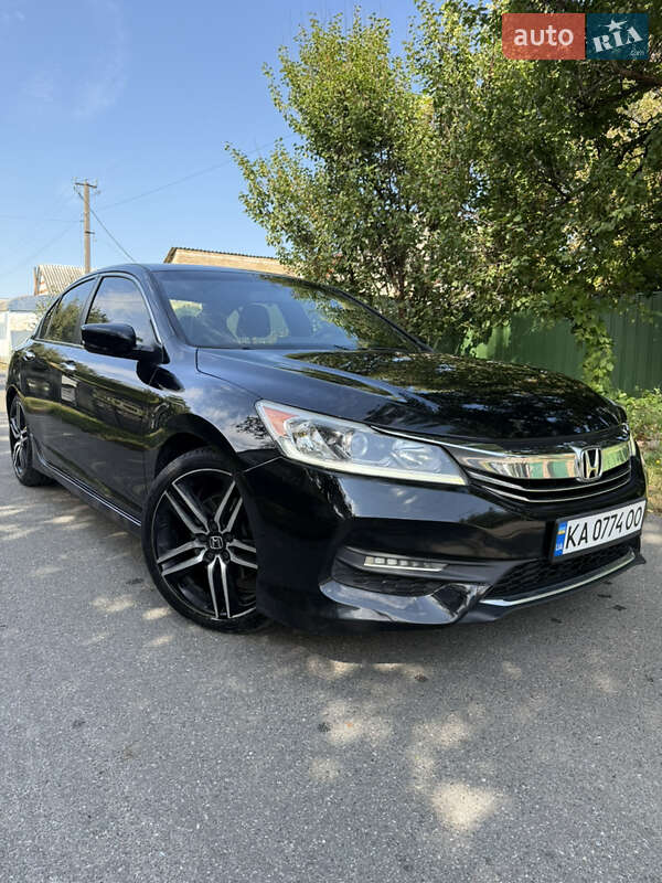 Седан Honda Accord 2016 в Хмельницком