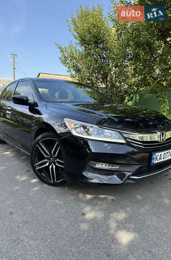 Седан Honda Accord 2016 в 