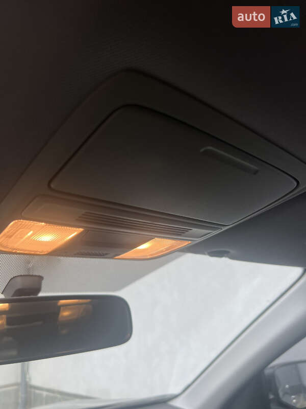 Седан Honda Accord 2016 в Ужгороді