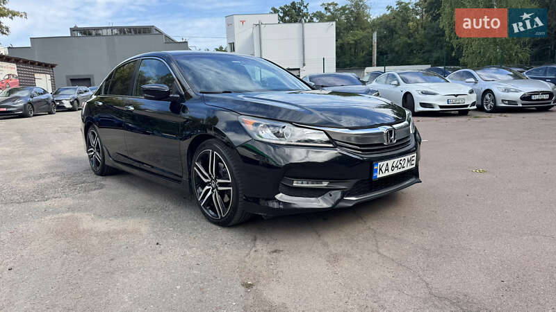 Седан Honda Accord 2017 в 