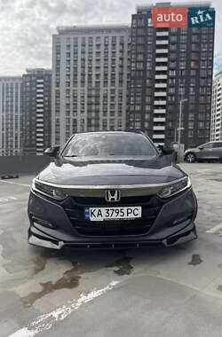 Седан Honda Accord 2018 в 