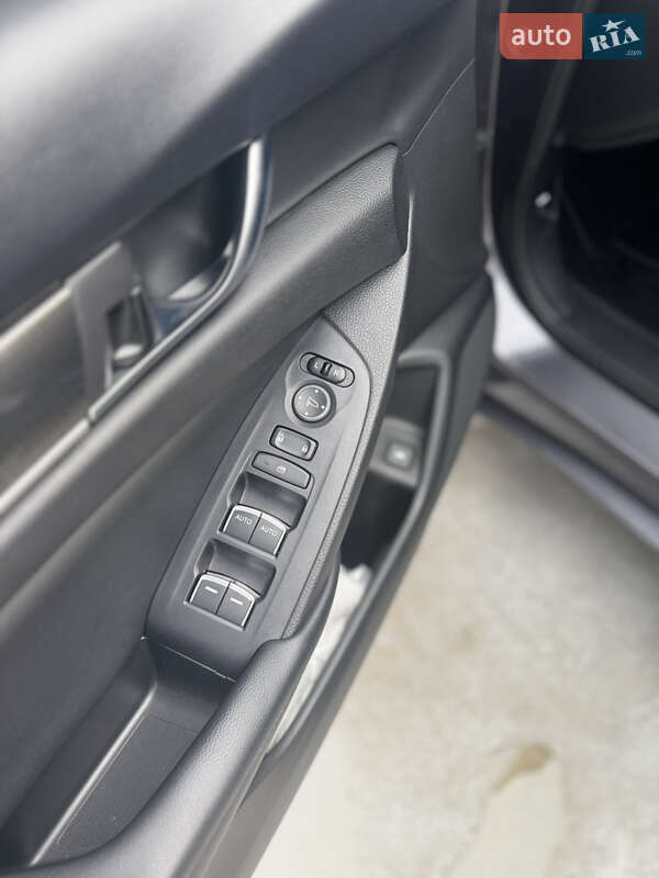 Седан Honda Accord 2018 в Києві