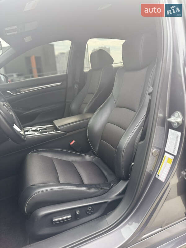 Седан Honda Accord 2018 в Києві