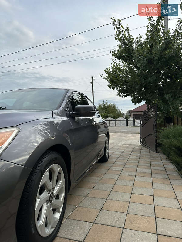 Седан Honda Accord 2017 в Чернівцях