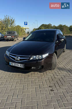 Седан Honda Accord 2006 в Павлограде