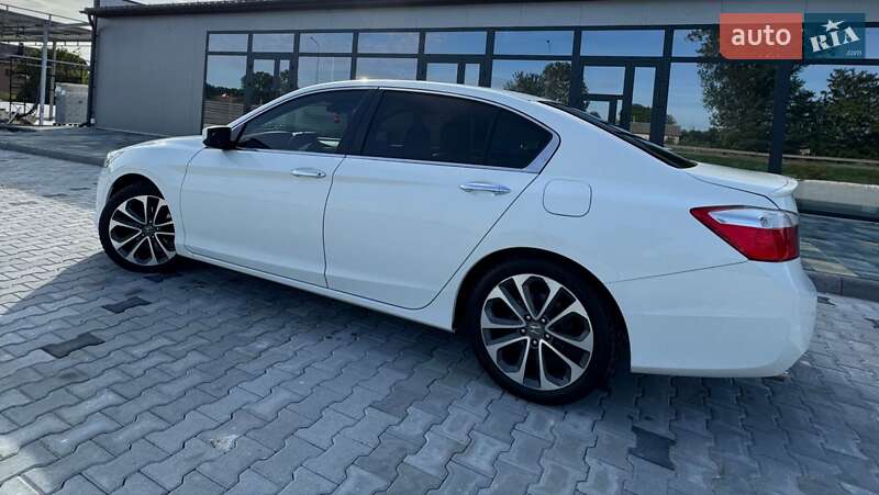 Седан Honda Accord 2015 в Бродах фото 10 Седан Honda Accord 2015 в Бродах